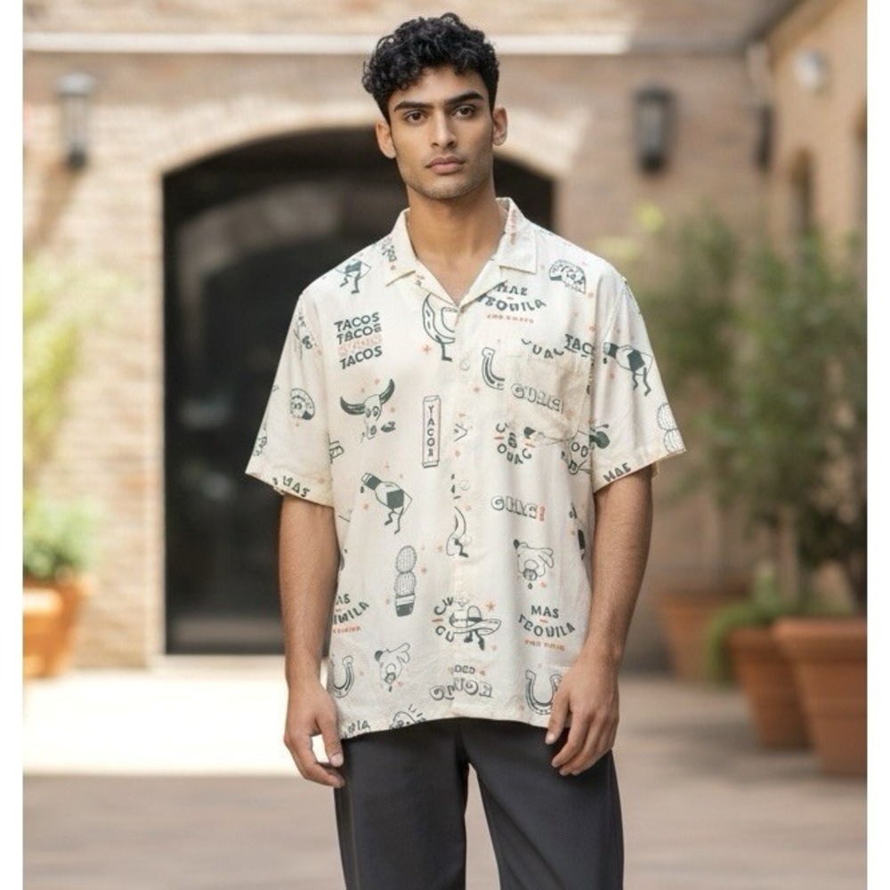 Duvin Men's Taco Tuesday Short Sleeve Camp Shirt‎ Chips and Dip Sz Med NWT